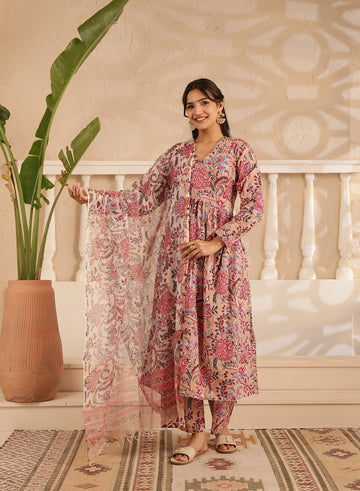 Peach Blossom Kurta Dupatta Suit Set