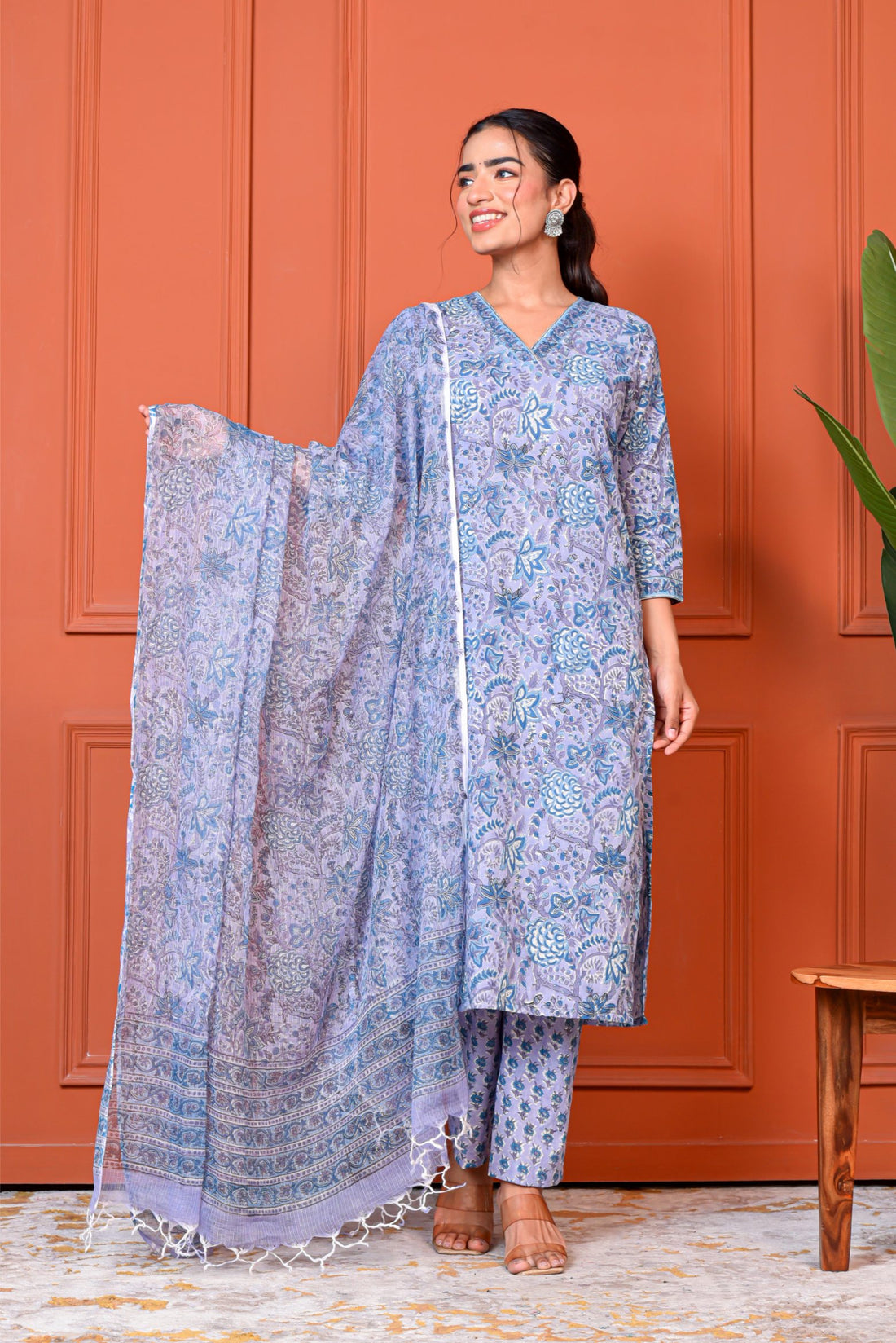 Blue Baagh Kurta Dupatta Suit Set